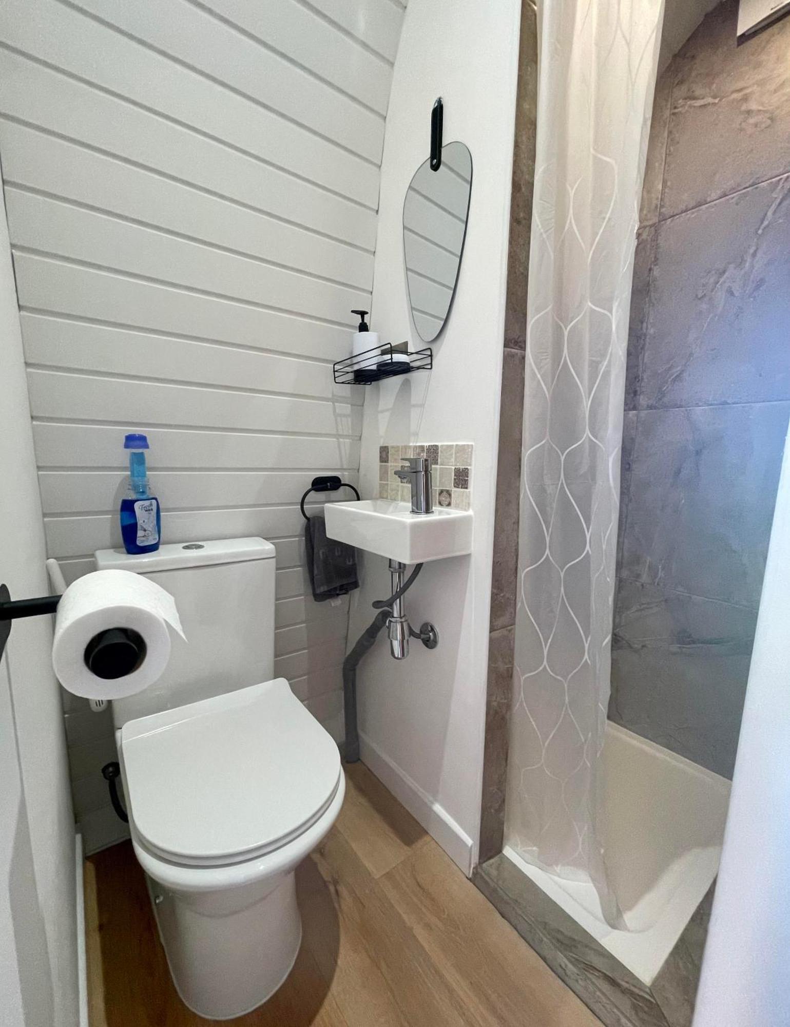 Logement Insolite : La Ruche Verte Monts-sur-Guesnes Bagian luar foto